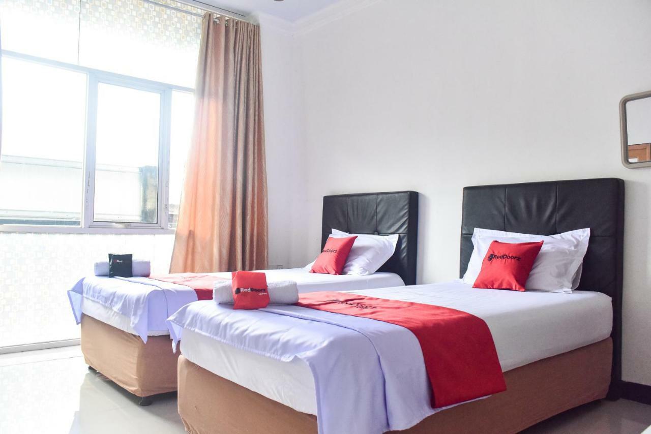 Reddoorz Near Sultan Hasanuddin Airport 2 Hotel Makassar Luaran gambar