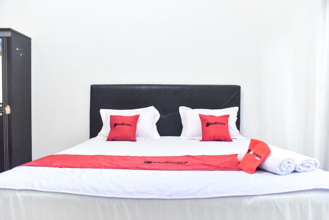 Reddoorz Near Sultan Hasanuddin Airport 2 Hotel Makassar Luaran gambar