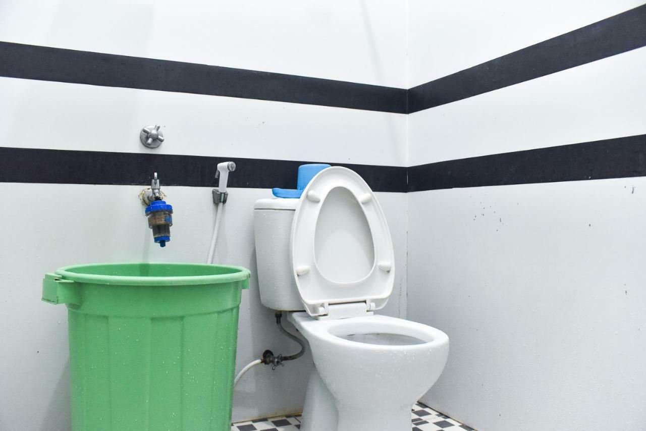 Reddoorz Near Sultan Hasanuddin Airport 2 Hotel Makassar Luaran gambar